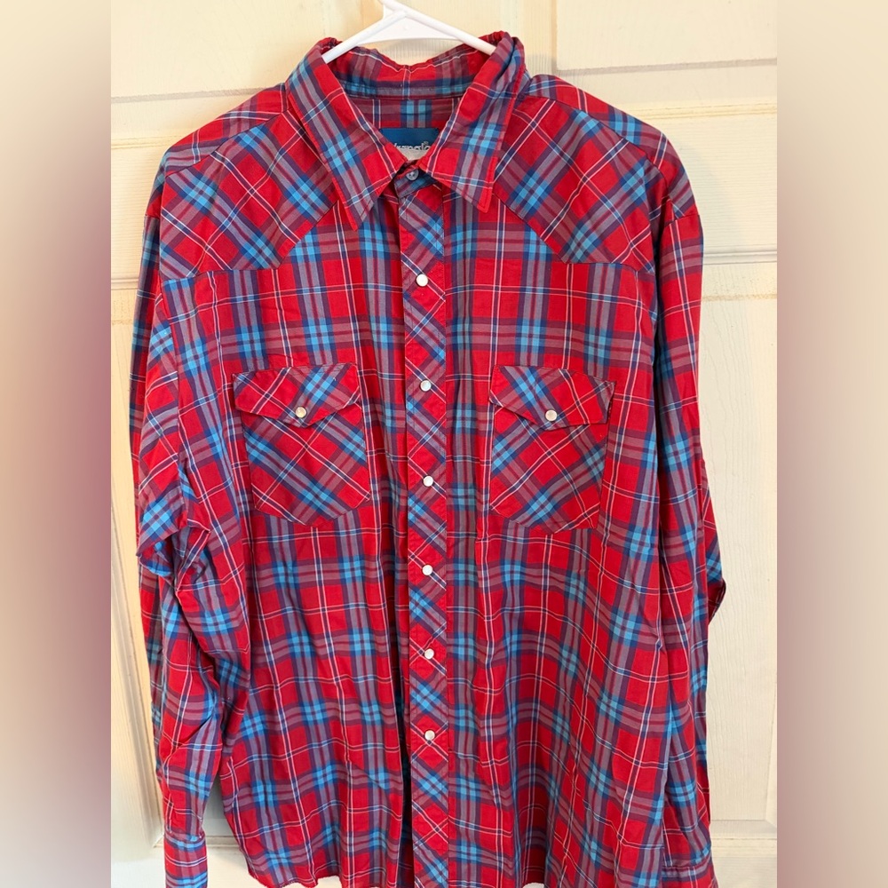 Wrangler Red and Blue Plaid Western Snap-Front Shirt